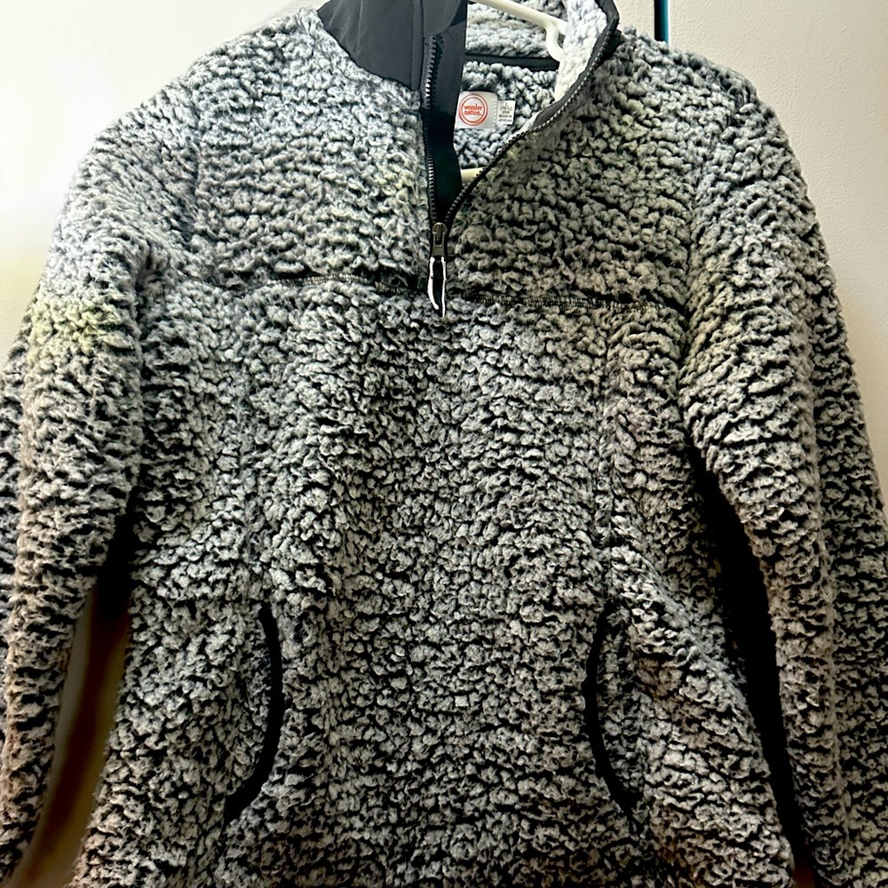 Girls sweatshirt. Size 10/12.